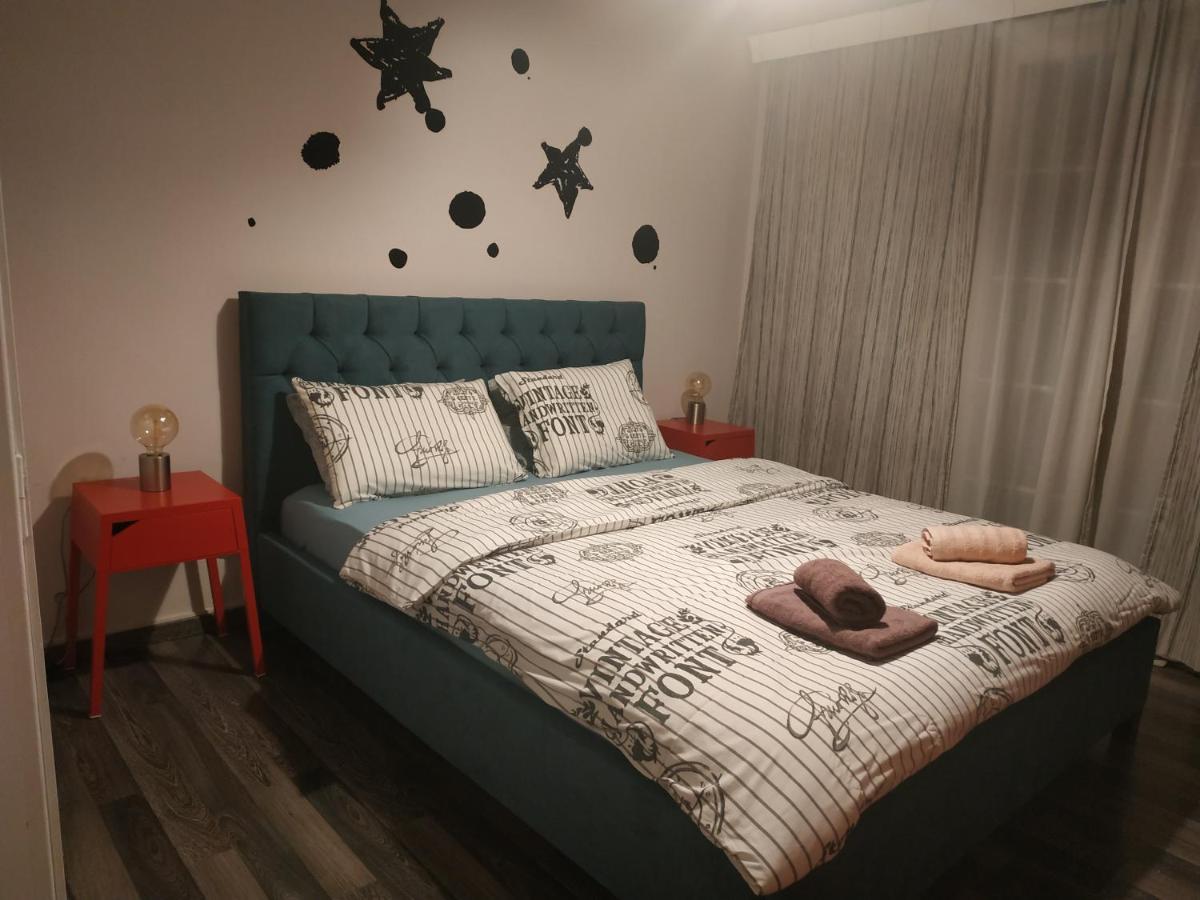 Cozy Apartment Near Metro Station Agia Marina Atena Exterior foto