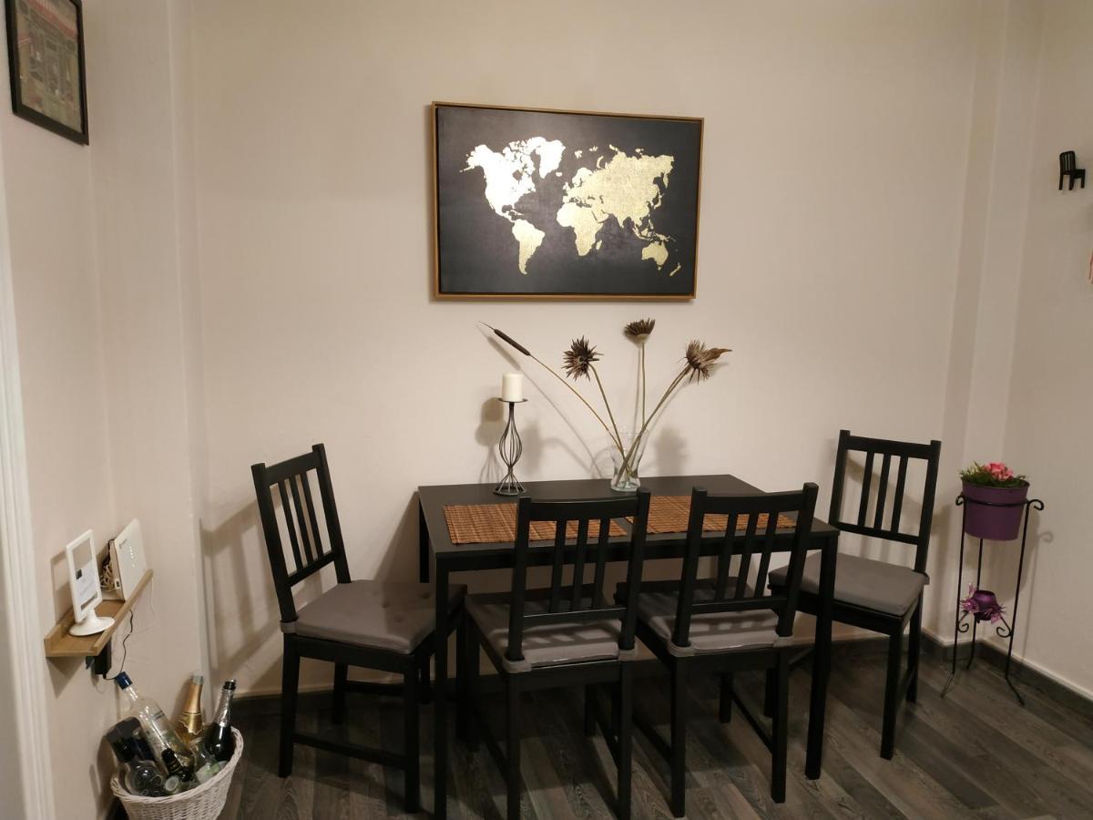 Cozy Apartment Near Metro Station Agia Marina Atena Exterior foto