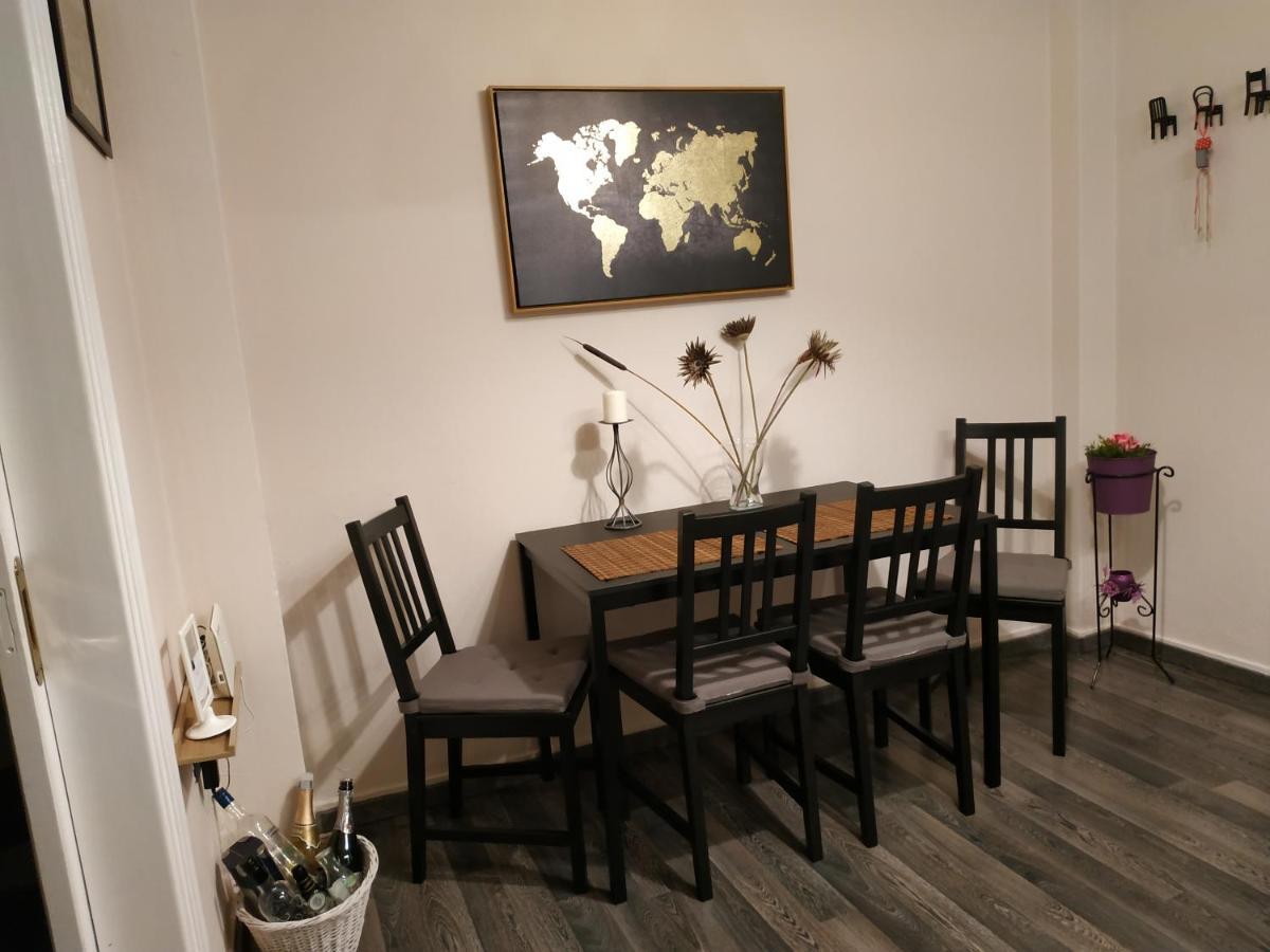 Cozy Apartment Near Metro Station Agia Marina Atena Exterior foto
